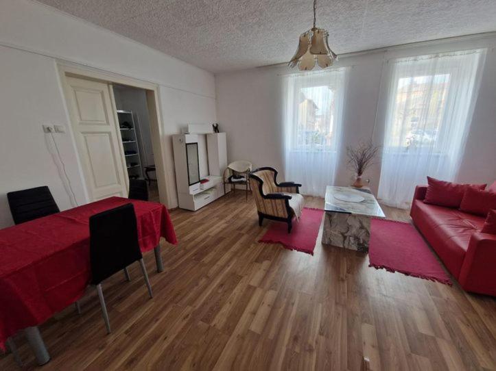 Modern Und Gemuetlich Apartment Ebenfurth Exterior photo